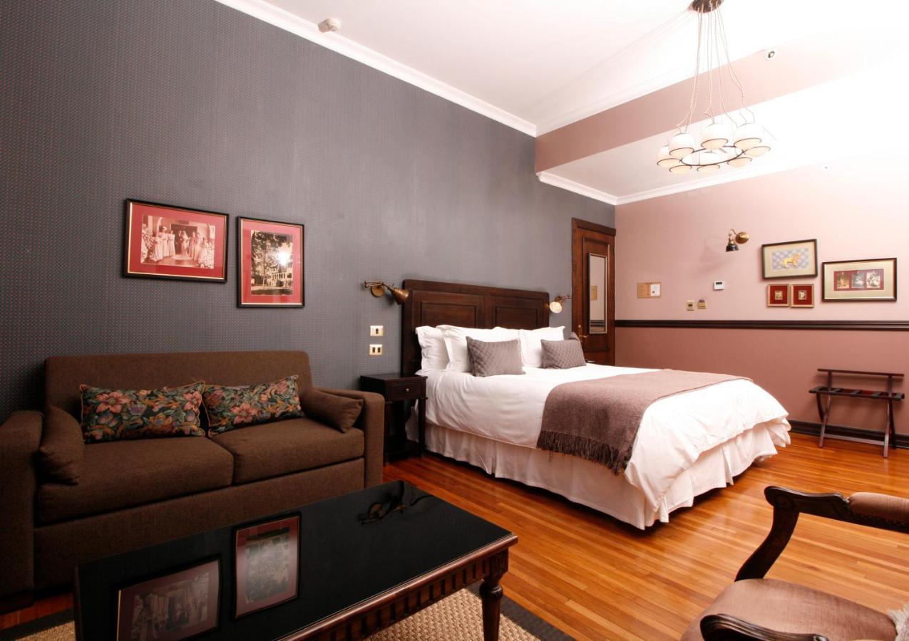Hotel Boutique Castillo Rojo Santiago del Cile Esterno foto